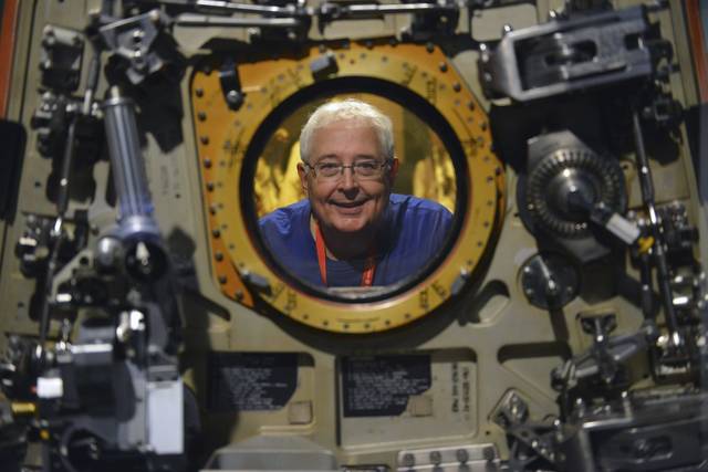 572680_web1_gtr-jeanems1-010819