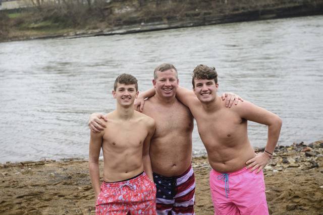 593510_web1_gtr-polarplunge001-010219