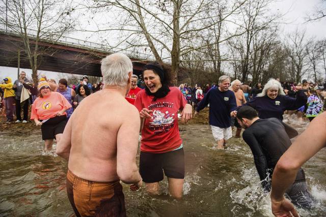 593510_web1_gtr-polarplunge002-010219