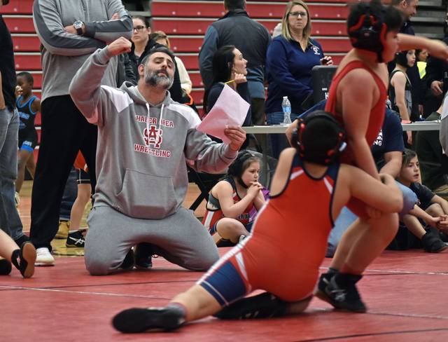 596097_web1_her-lo-wrestling-010319