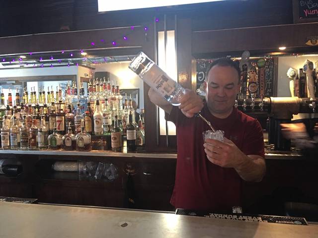 596269_web1_PTR-FROGGYS-BARTEND-010419