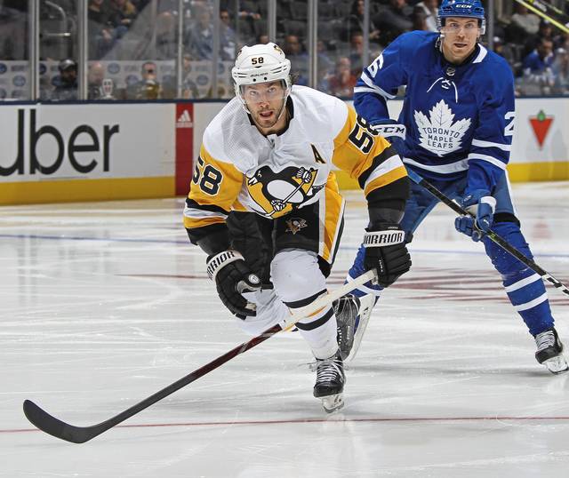 599315_web1_gtr-letang-110118