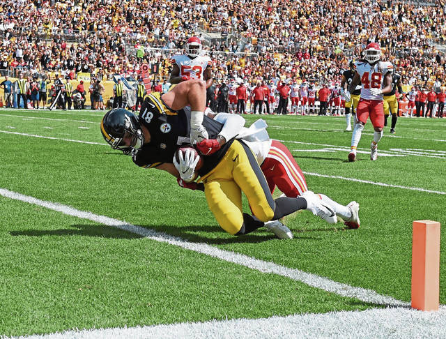 599967_web1_gtr-steelers07-091718