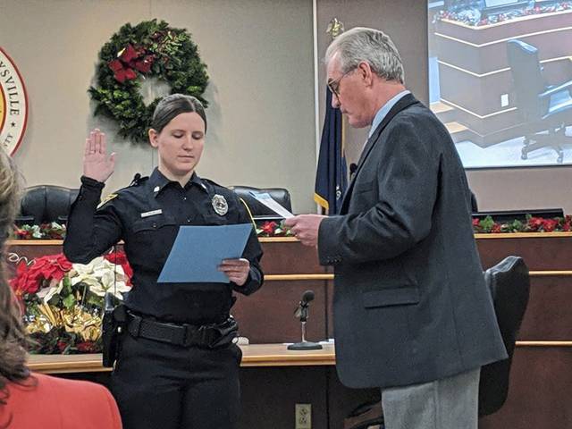 600451_web1_ms-swearingin1-011019