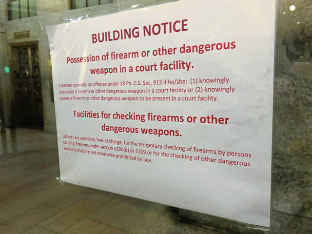 604141_web1_Locker-Sign-1