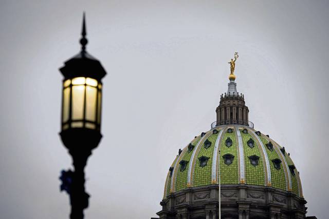 616817_web1_web-captiol2