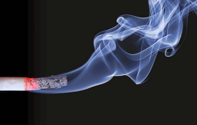 617095_web1_WEB-cigarette