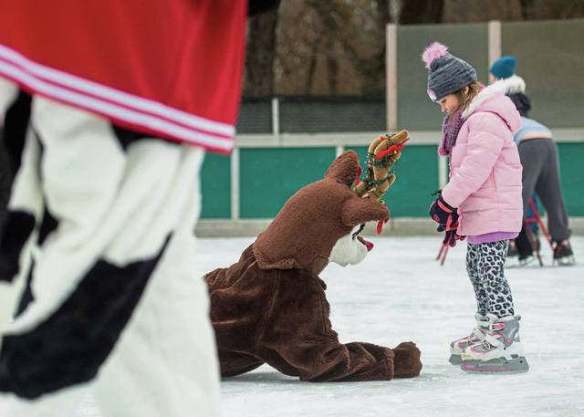 621189_web1_PTR-MascotSkate06-011319
