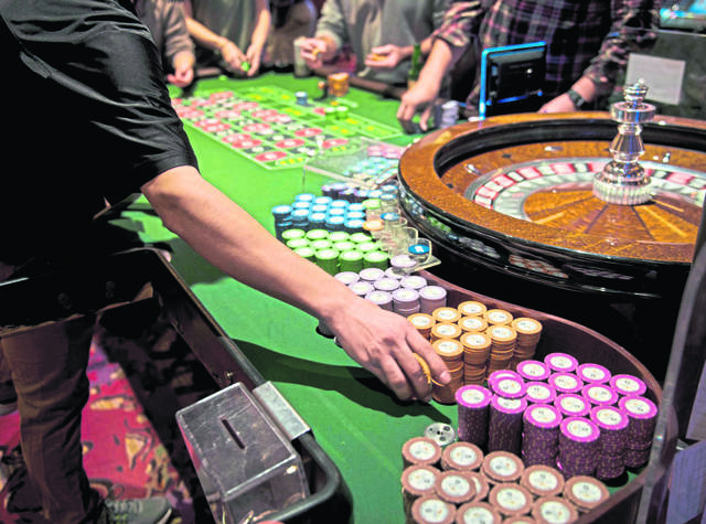 653735_web1_gtr-gamblingrecord-011719