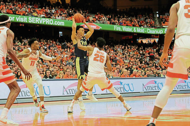 658802_web1_gtr-Pitt1-012119