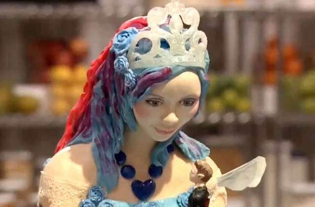 662487_web1_PrincessCakeA
