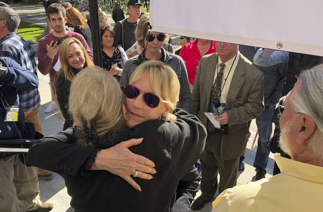 666690_web1_666690-203645aeab6441d3b513484e8a92f80d