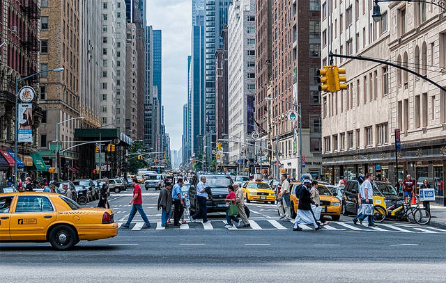 677373_web1_PedestriansA