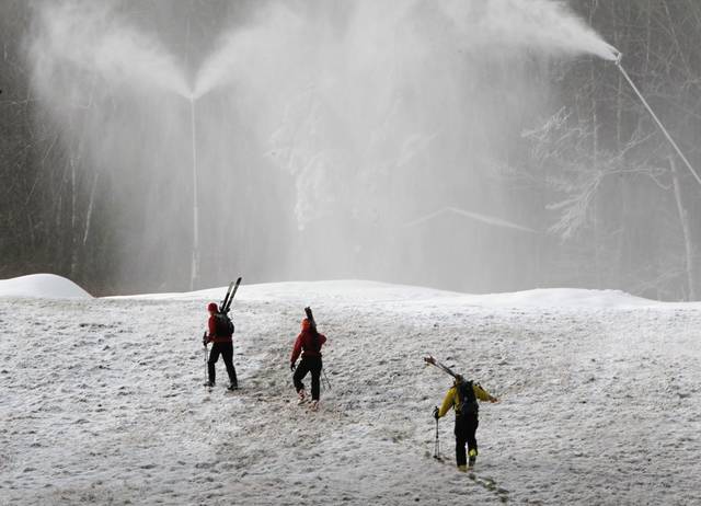 685561_web1_AP_Stowe_resort
