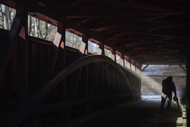 686085_web1_gtr-lo-coveredbridge006-012919