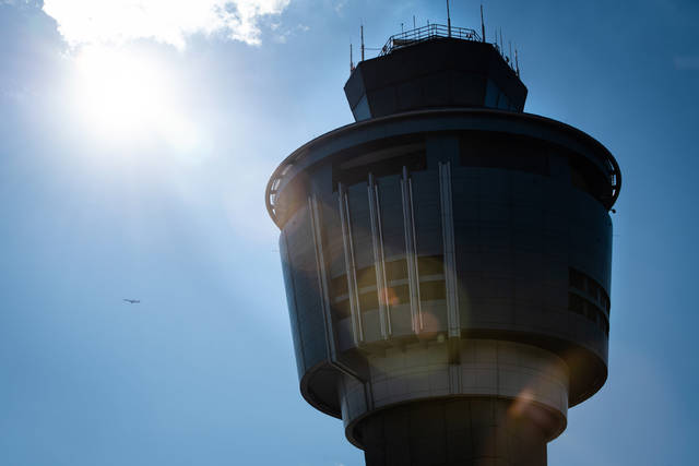 693913_web1_spending-aviation-60184e6c-24b8-11e9-ad53-824486280311