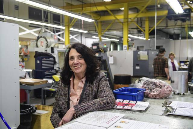 637648_web1_gtr-machiningwomen004-013119