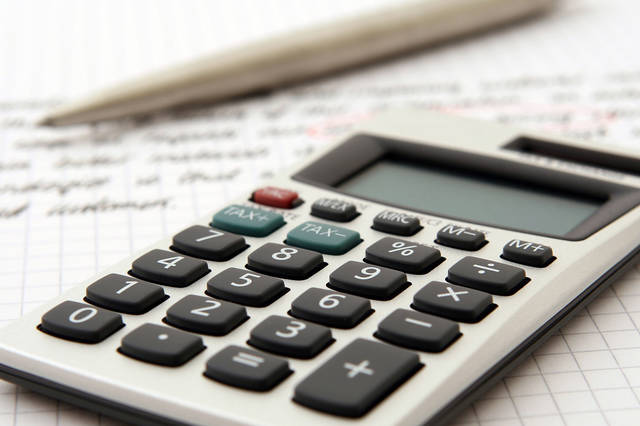 714588_web1_TaxesCalculator