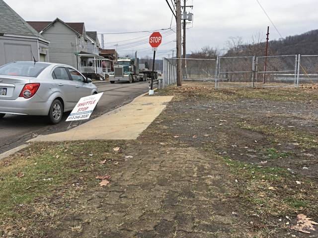 715026_web1_vnd-brackenridgetrail2-020619