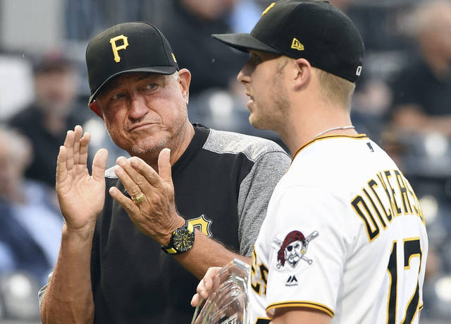 736354_web1_Bucs03-082318