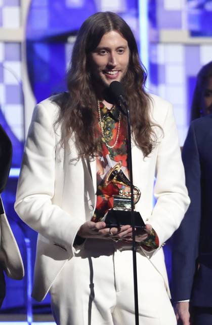736596_web1_gtr-grammy20-021119