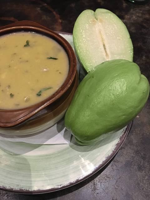736798_web1_gtr-liv-soup-pear-021319