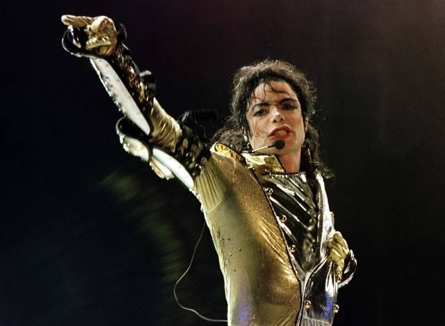 737123_web1_2013-10-23T222740Z_1552438070_TM4E9AN1F9K01_RTRMADP_3_PEOPLE-DEADCELEBRITIES