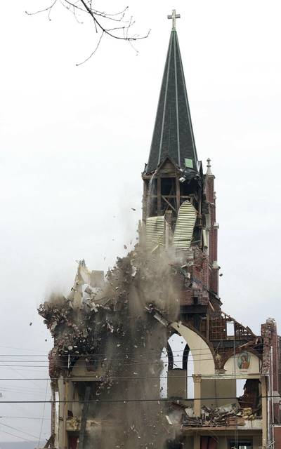 742533_web1_742533-31e2ce1ae2354cc4b166f6023a443407