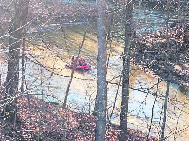 743118_web1_River-Rescue-unit-in-Brush-Creek
