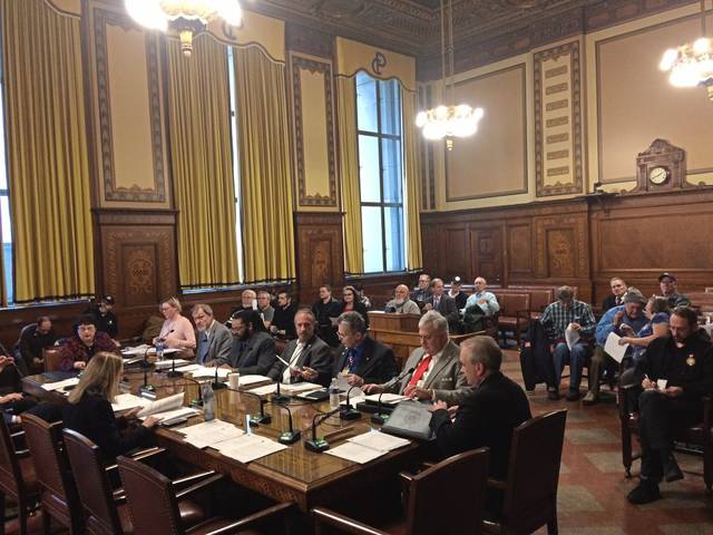 743420_web1_council-gun-bill-post