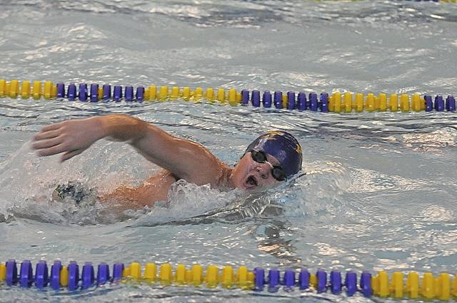 754510_web1_pal-Plumswim08-112918