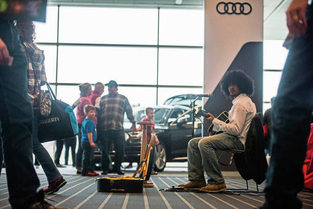 756487_web1_PTR-carshow7-021719