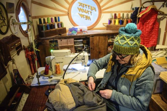 756888_web1_gtr-lo-WornWear003-021619