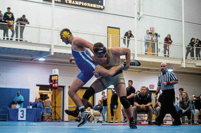 757032_web1_GTR-WPIALAAwrestling10-021719