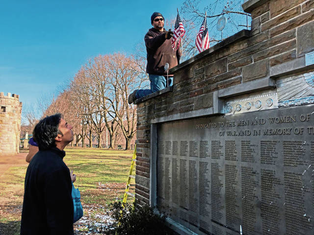 771944_web1_vnd-brackenridgemonument1-022019