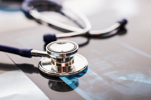 781994_web1_DoctorScope
