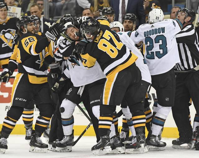 787196_web1_gtr-pens12-022219