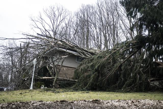 796223_web1_gtr-weatherdamage309-022519