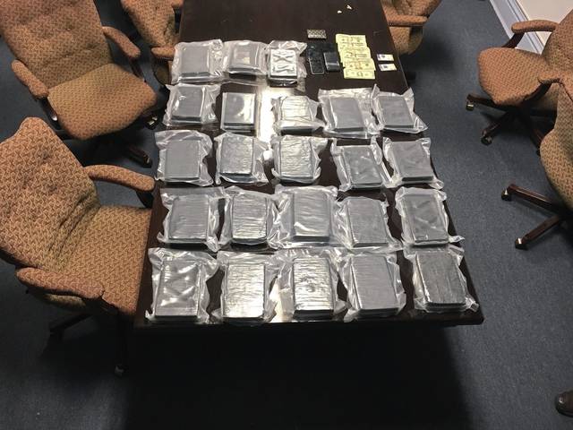 806646_web1_ptr-cocainebust-022619
