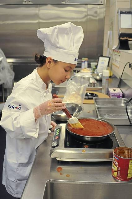 815890_web1_pcj-littlechefs-030719