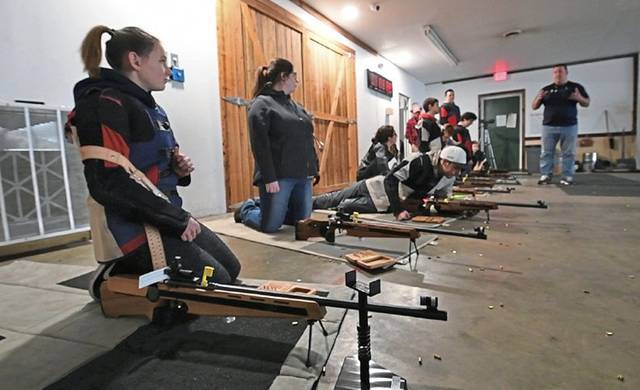 725333_web1_VND-RifleTeams9-021119-01