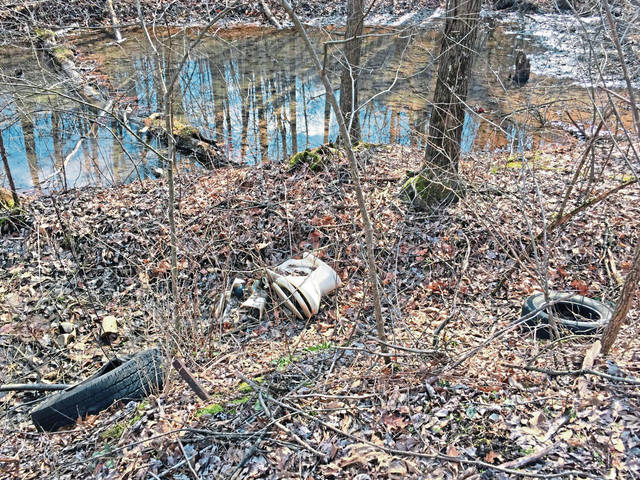809327_web1_gtr-illegaldump-022819