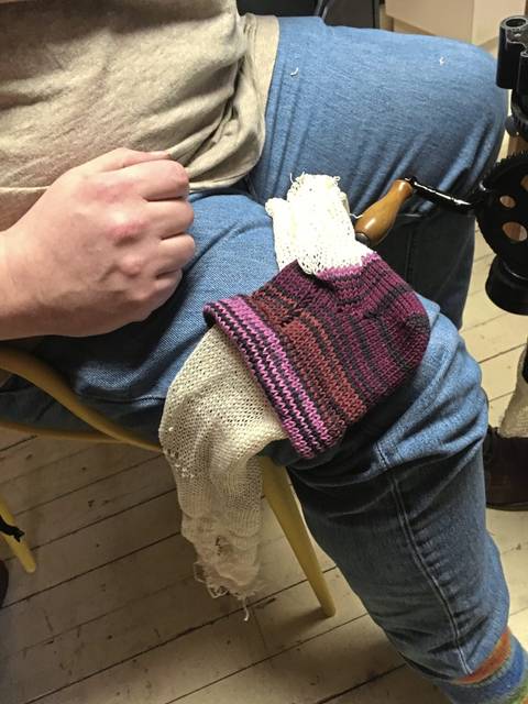 821488_web1_gtr-liv-codyknits3-030819