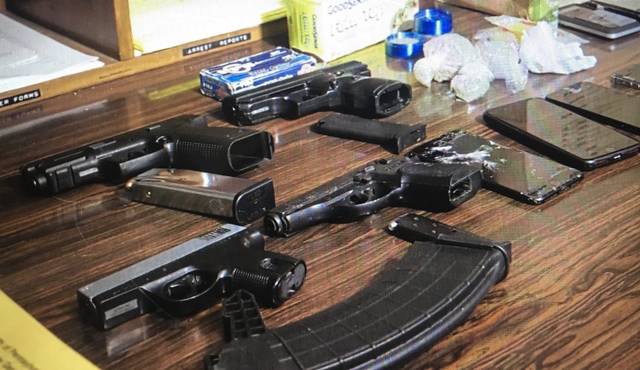 822590_web1_gtr-monraid