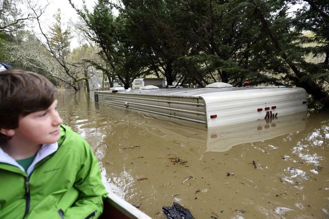 822885_web1_gtr-californiariverfloods33-030119