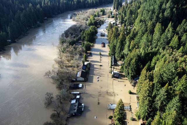 822885_web1_gtr-californiariverfloods35-030119