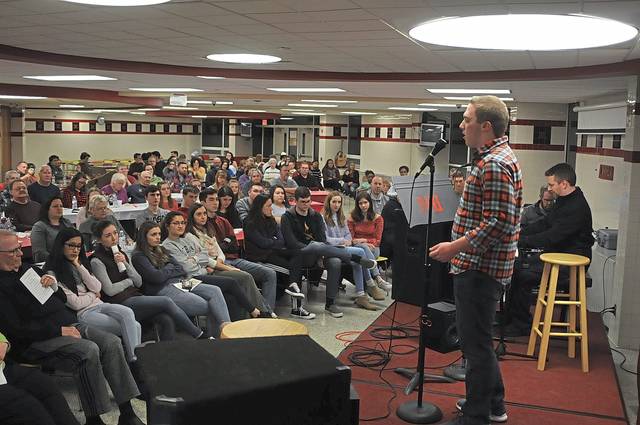 838042_web1_nj-lo-cabaret-031419