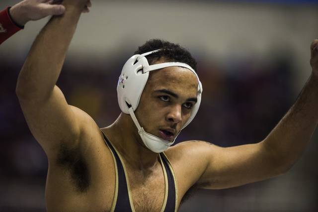 Valley’s Hutcherson advances to PIAA Class AA quarterfinals with overtime decision