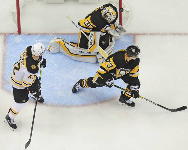 853929_web1_gtr-pens08-031119