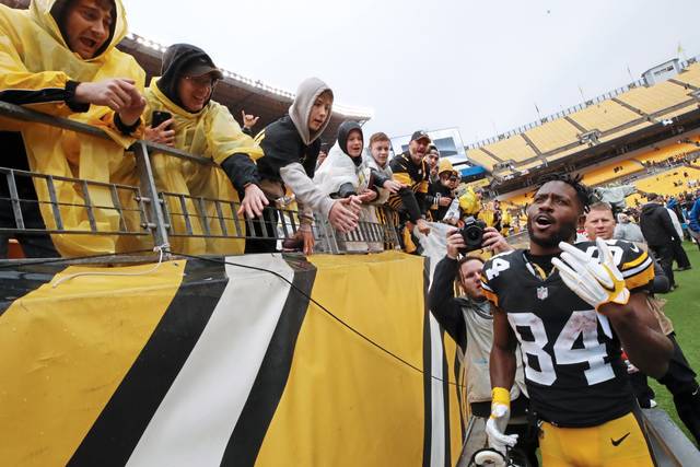 856298_web1_AP_18301748515768